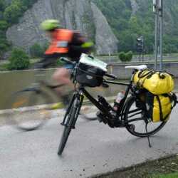 Op fietsvakantie in het binnenland, langs de Maaskant – Namen - in België. Jan.