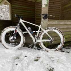 Gute Radfahrer werden im Winter gemacht
und benötigen ein gutes Rad.
Wintertour in der Eifel.
Beste Grüße, Karlo idworxer